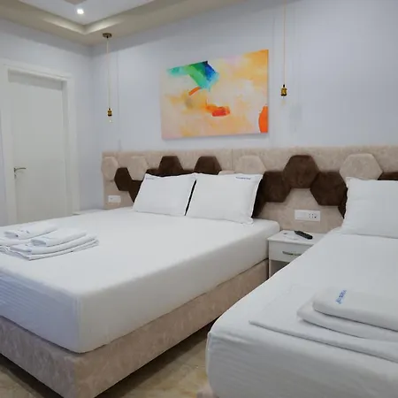 3 Islands 2 Hotel *