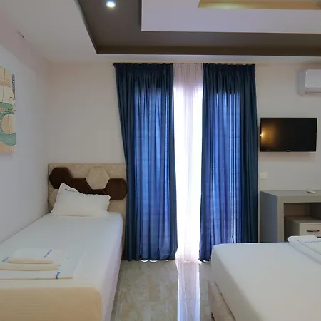 3 Islands 2 Hotel *