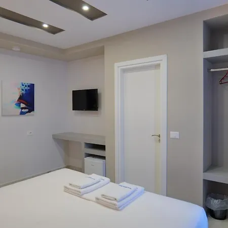 Hotel 3 Islands 2 *